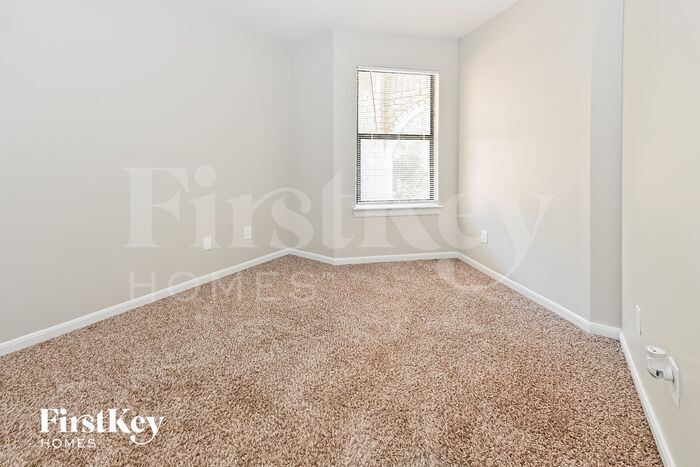Building Photo - 2923 La Estancia Ln