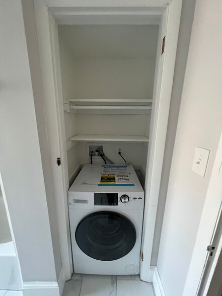 Laundry - 102 W 30th St