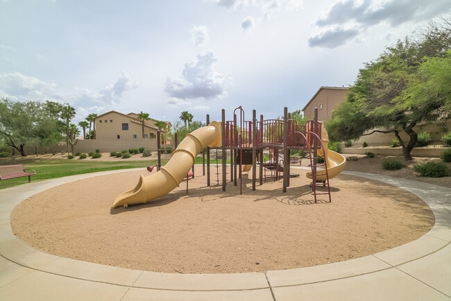 Building Photo - 6518 W Red Fox Rd
