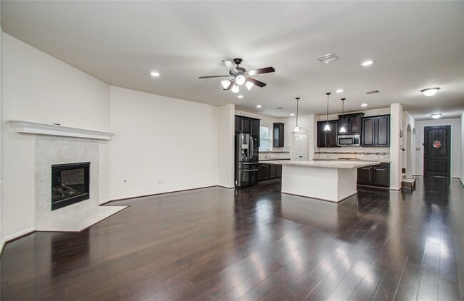 Building Photo - 2702 Fairfield Bend Pl