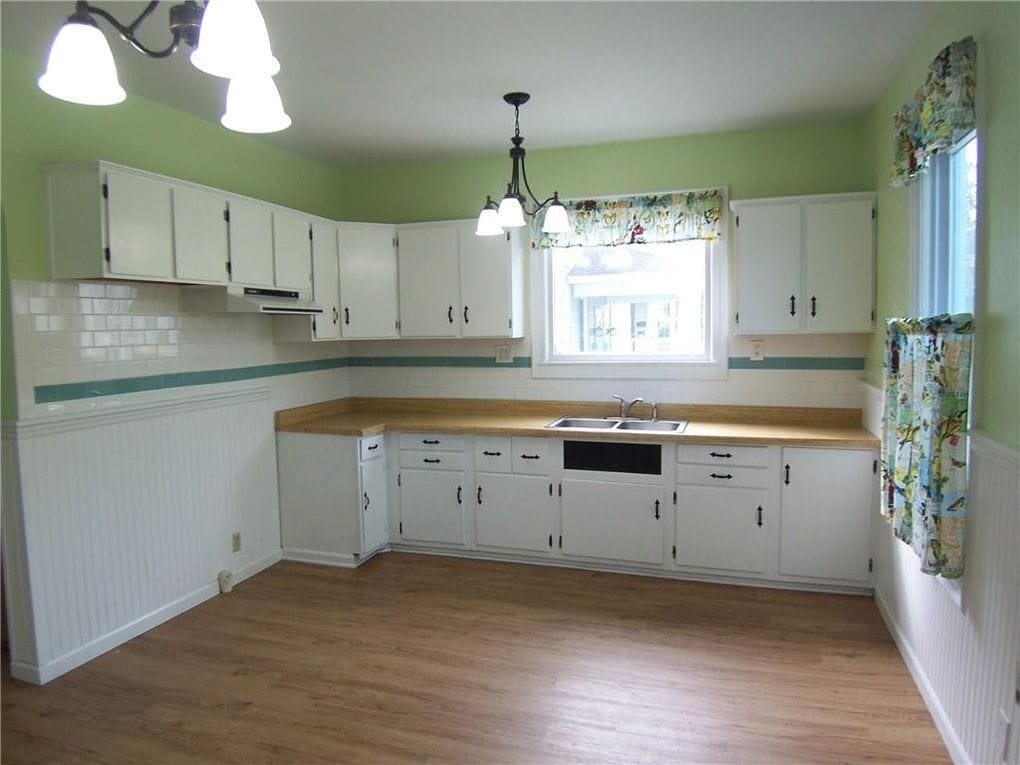 kitchen - 300 Washington Ave