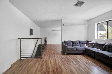 Building Photo - 1092 Calcot Pl