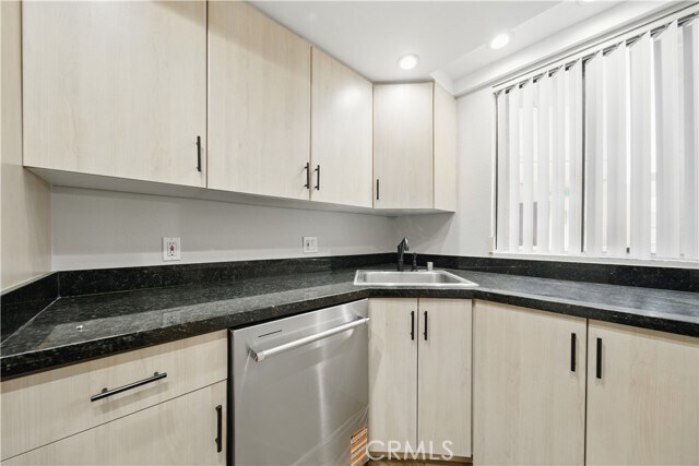 Building Photo - 7826 Topanga Canyon Blvd