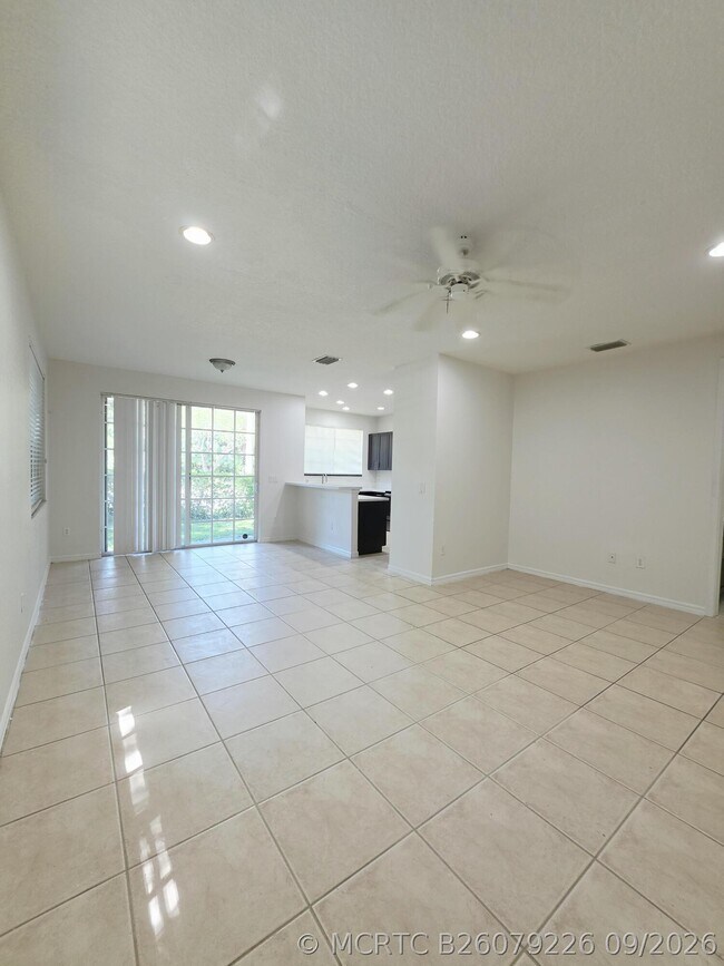 Building Photo - 6282 S Military Trl