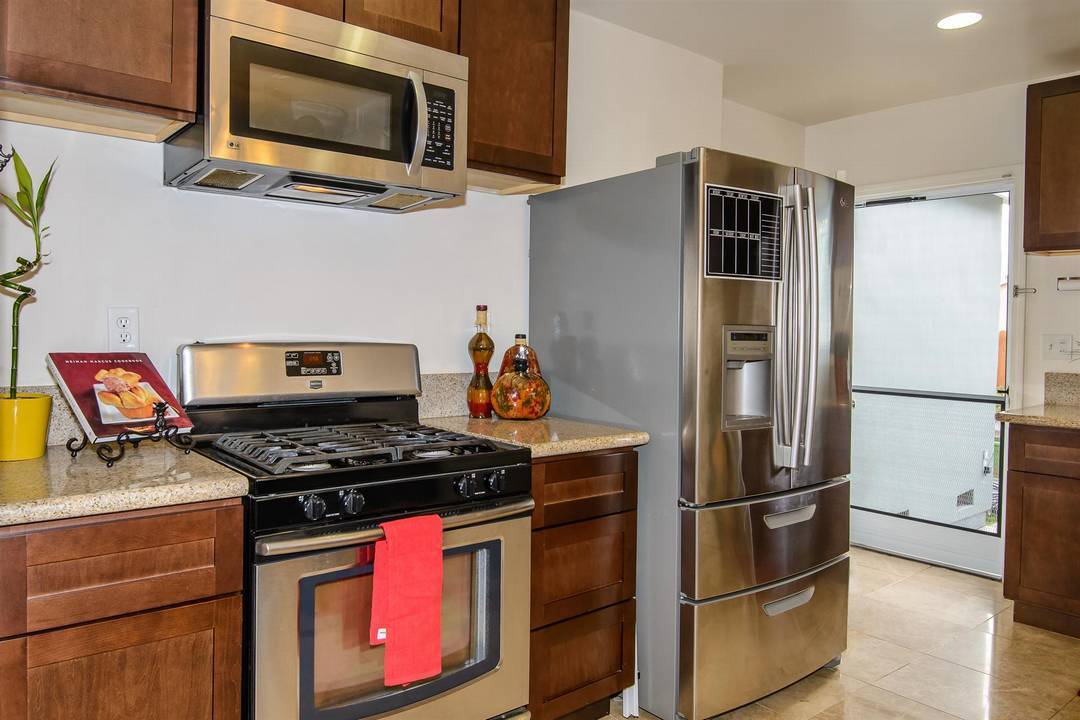 Building Photo - 15219 Faysmith Ave