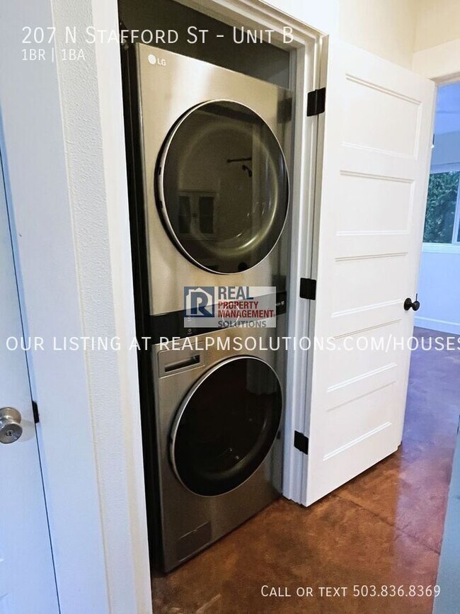 Building Photo - 207 N Stafford St