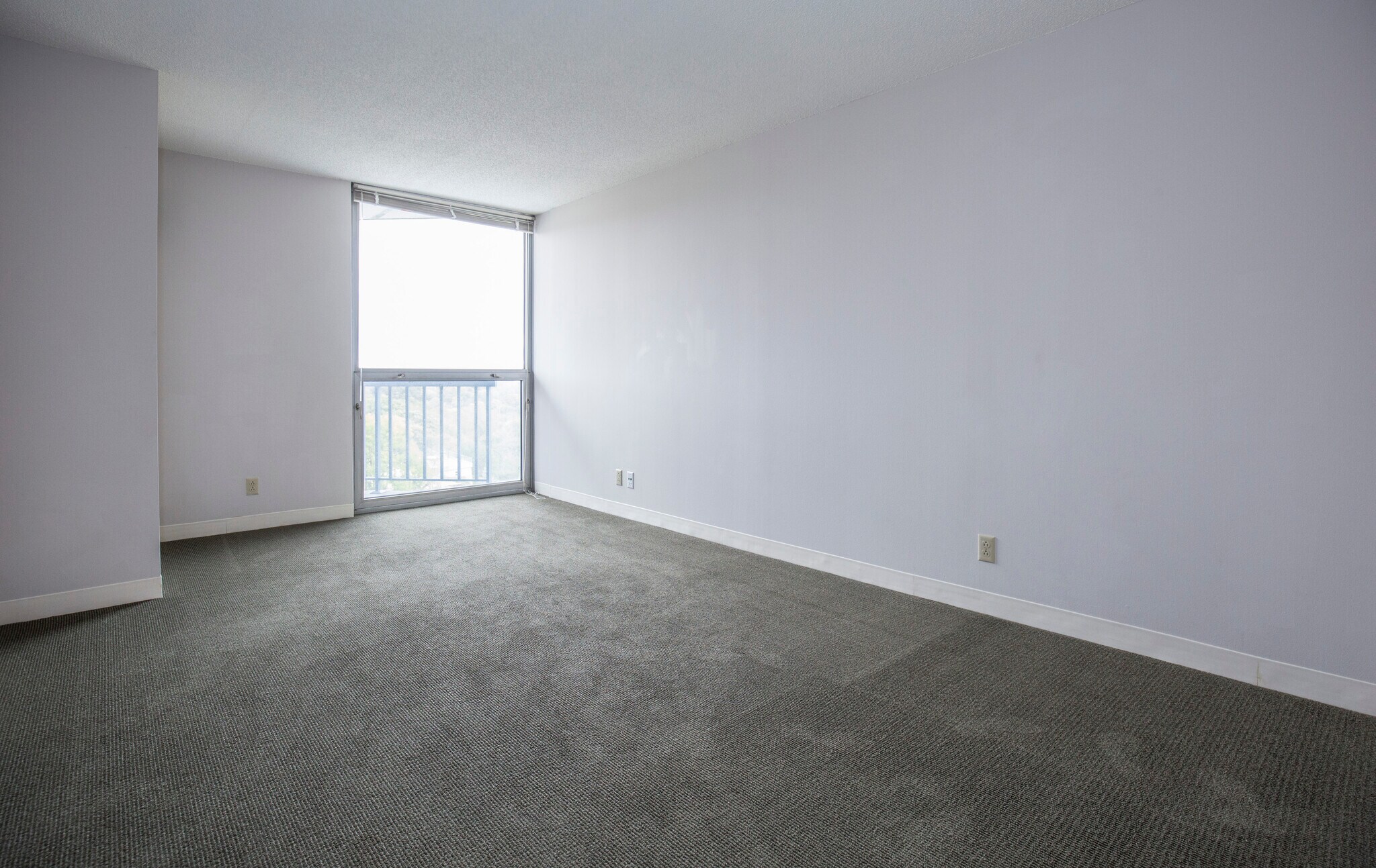 Bedroom - 1660 N Prospect Ave