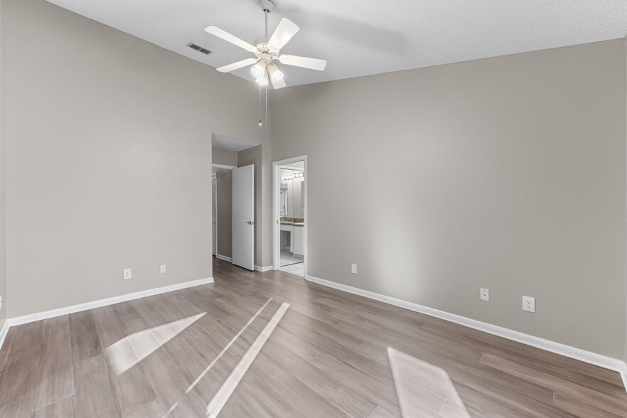 Building Photo - 2201 McGregor Park Cir