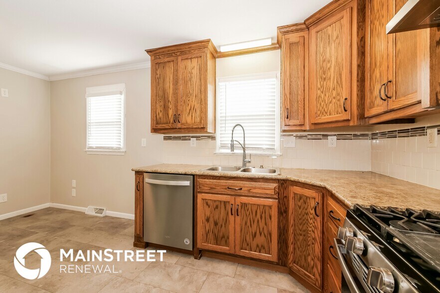 Building Photo - 17209 Chula Vista Dr