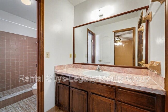 Building Photo - 6019 Blank Dr