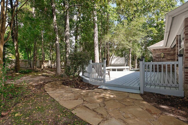 Building Photo - 115 Regan Mead Ct