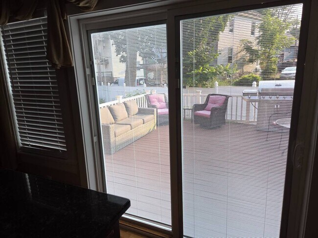 Building Photo - 26 Pearl St