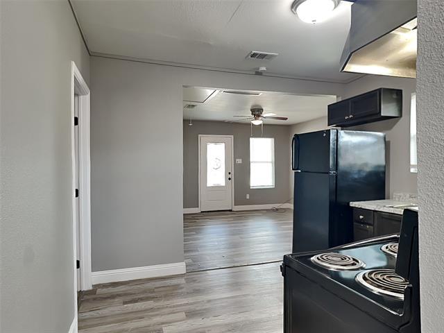 Building Photo - 2211 Hooper St