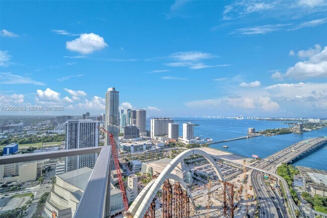 Building Photo - 1100 Biscayne Blvd