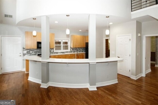 Building Photo - 1354 Brookhaven Village Cir NE