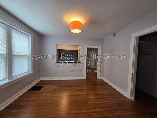 Building Photo - 905 Concordia Ln