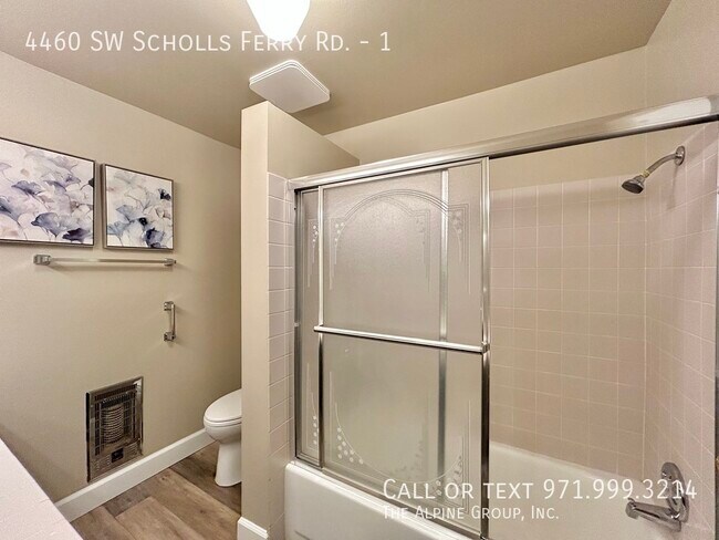 Building Photo - 4460 SW Scholls Ferry Rd