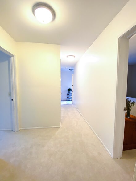 Hallway with New Carpet - 2681 Glengyle Dr