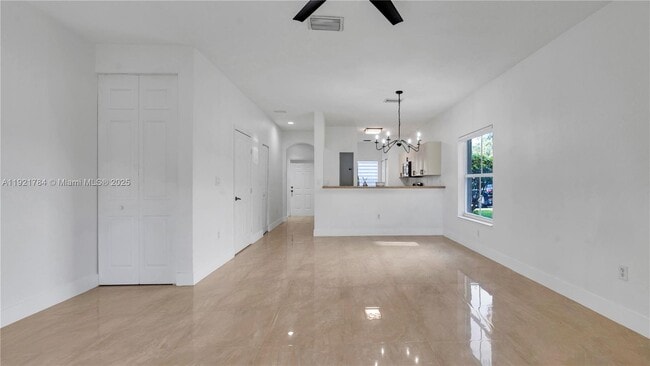 Building Photo - 4921 SW 140th Terrace