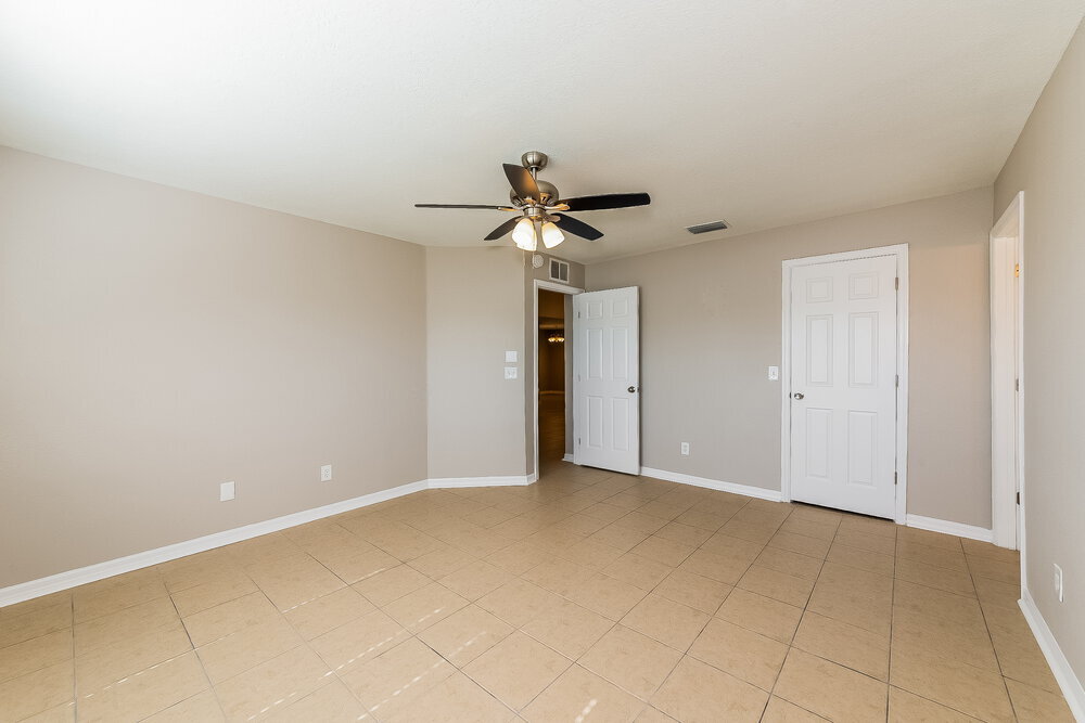 Building Photo - 4084 Kingsfield Dr