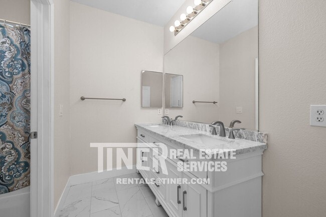 Building Photo - 3205 Corniche Ln