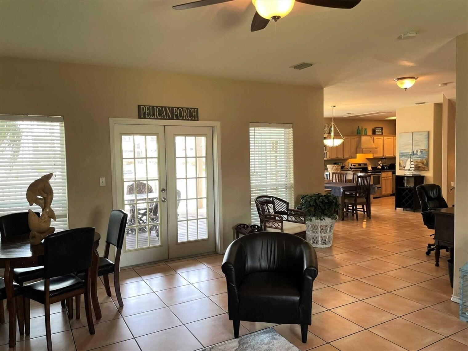 Building Photo - 126 Pike St