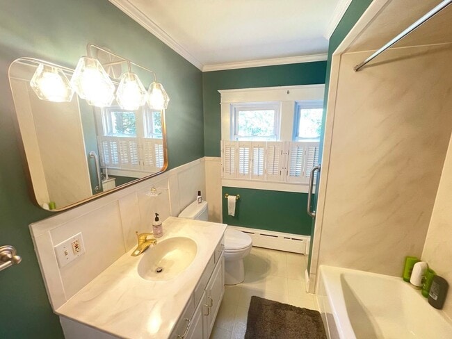 Building Photo - Beautiful Single Family Home in Highly Desired Neighborhood
