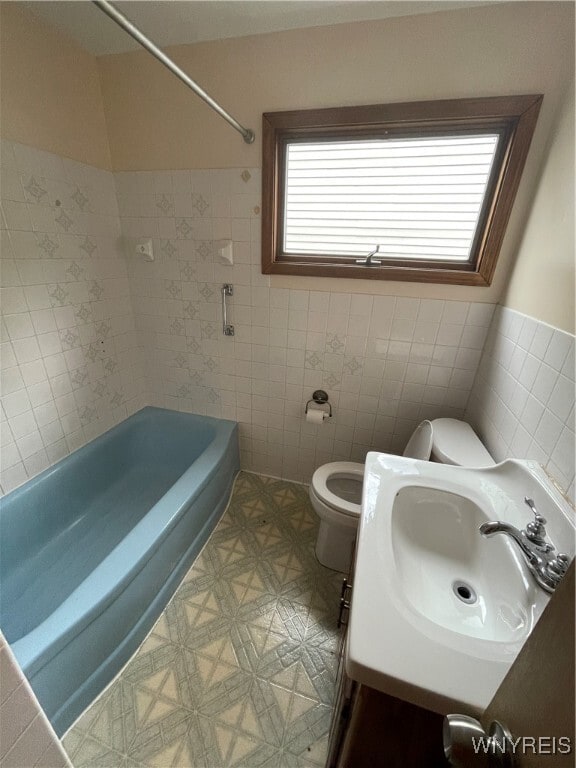 Building Photo - 41 Castle Ct