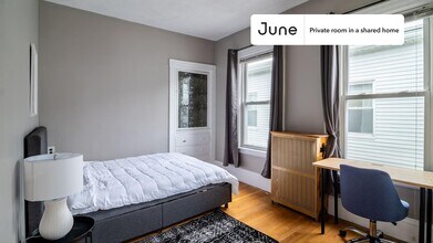 Building Photo - Room in Shared 5 bed/1 bath home