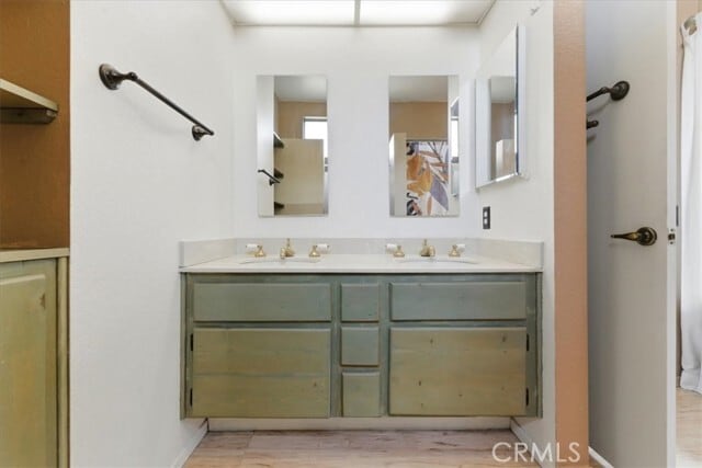 Building Photo - 539 Wayland Ct