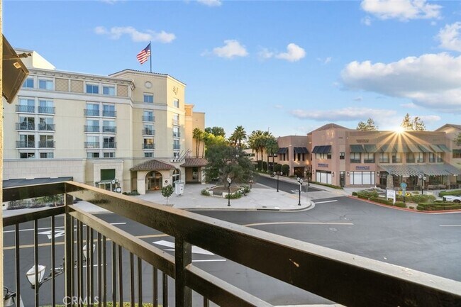 Building Photo - 24505 Town Center Dr