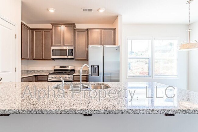 Building Photo - 147 Clingstone Trl