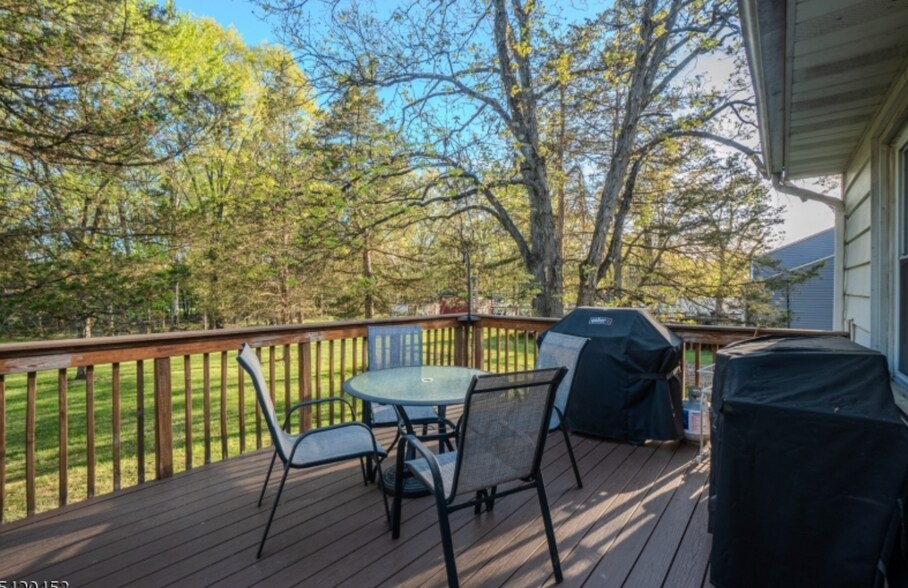 Building Photo - 532 Spring Valley Dr
