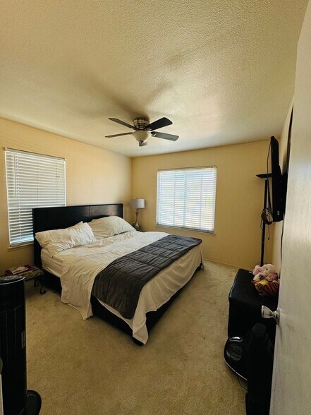 Building Photo - 116 Rainier Ln