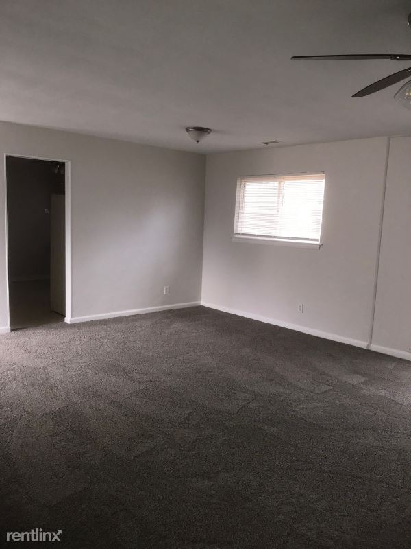 Building Photo - 3 br, 2 bath House - 492 Garrison Place