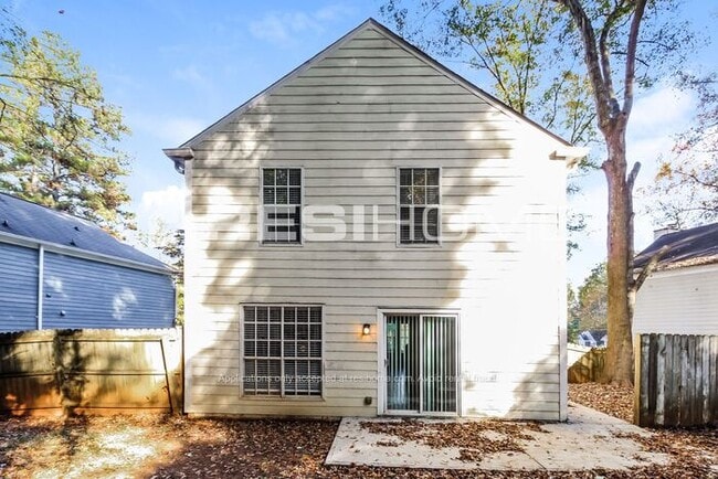 Building Photo - 770 Brittany Ct