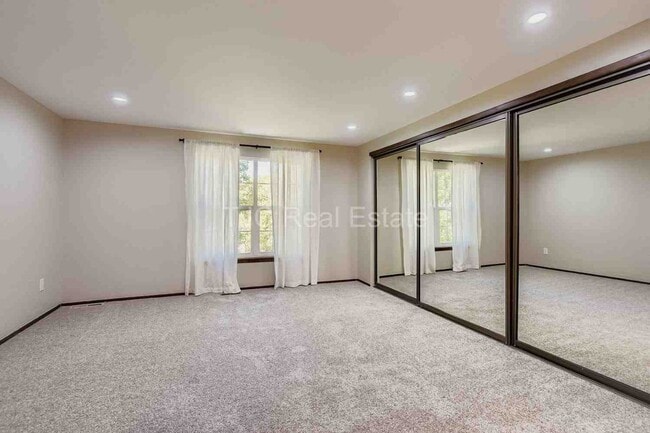 Building Photo - 7814 E Phillips Cir