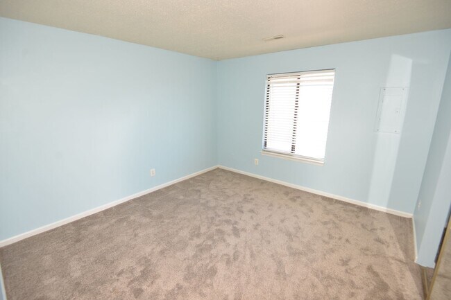 Building Photo - 1150 Ocean Pebbles Way