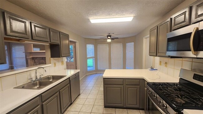 Building Photo - 4543 Westray Dr