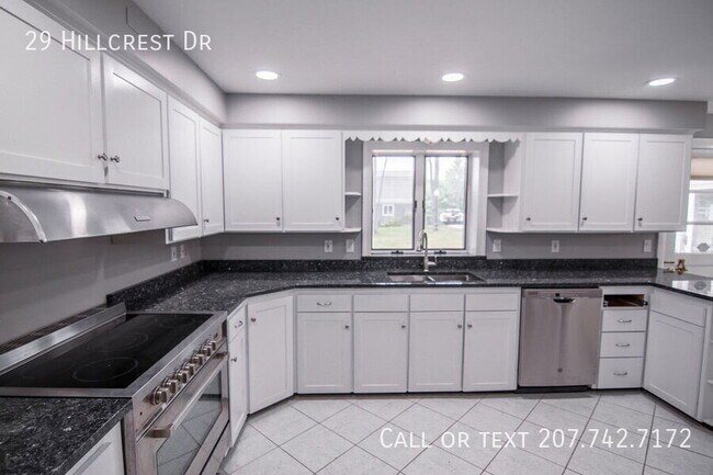 Building Photo - 29 Hillcrest Dr