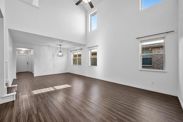 Building Photo - 2225 Barx Dr