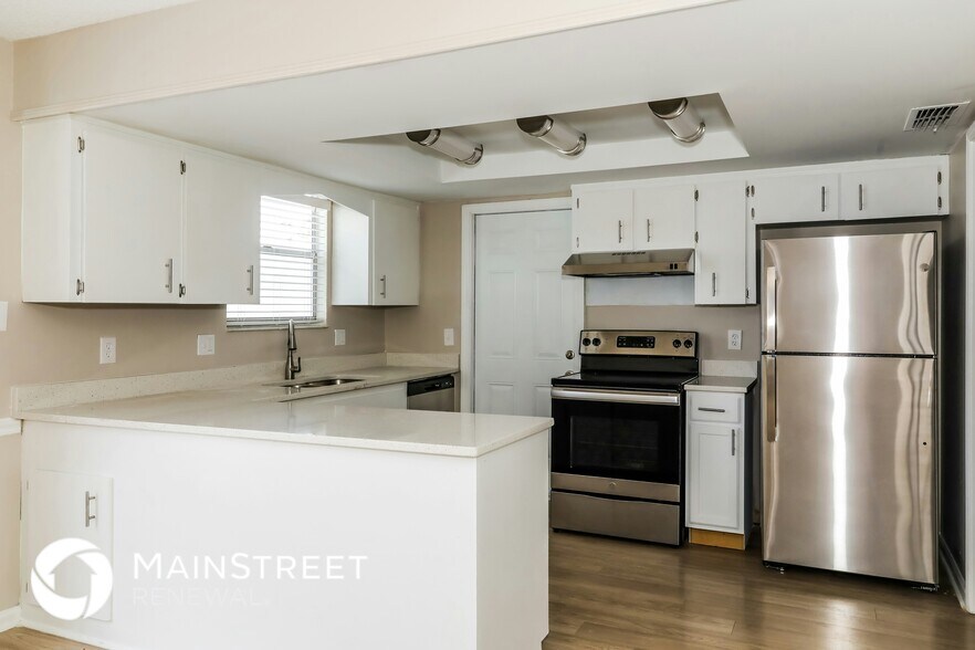 Building Photo - 2299 Constitution Dr