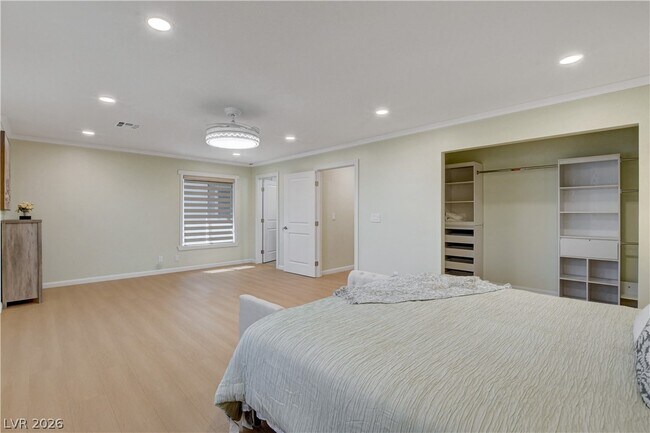 Building Photo - 6862 Baile Rd