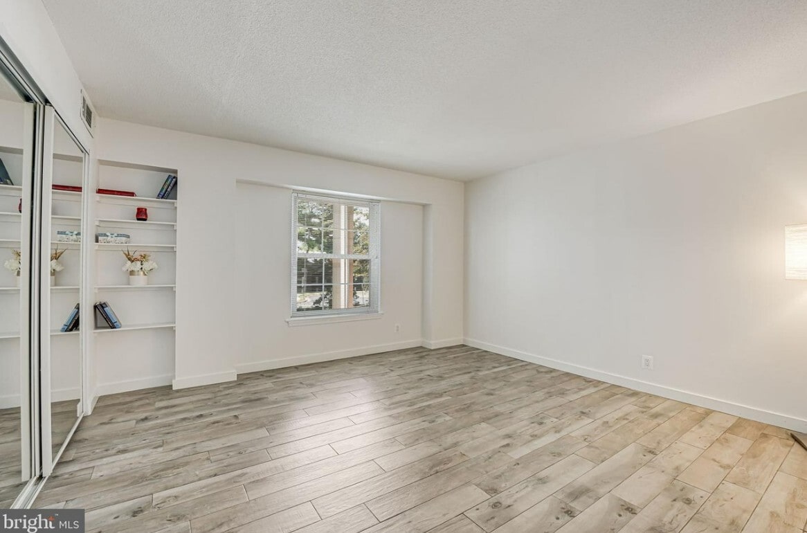 Building Photo - 7600 Tremayne Pl