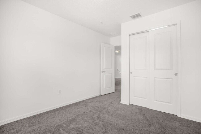 Building Photo - 11312 Blue Bay Dr