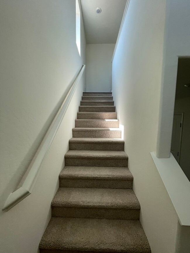 Building Photo - Beautiful New Home – Ready for Immediate M...