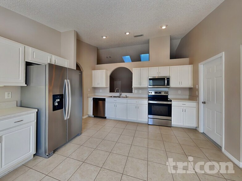 Building Photo - 95 Putter Dr