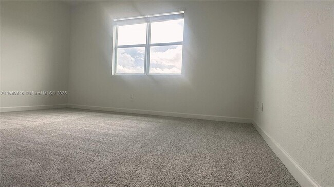 Building Photo - 538 Rivergrass St