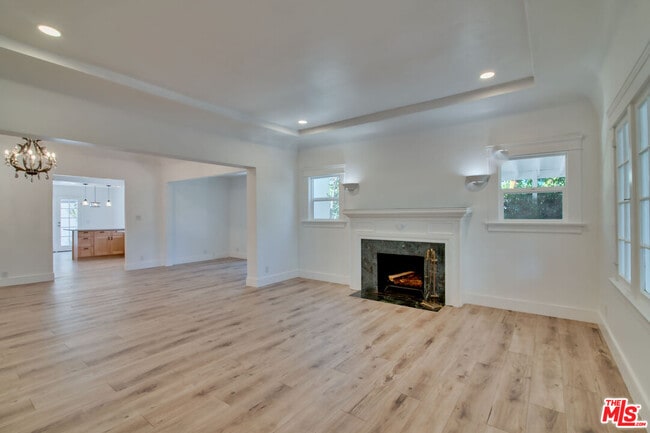 Building Photo - 641 N Martel Ave