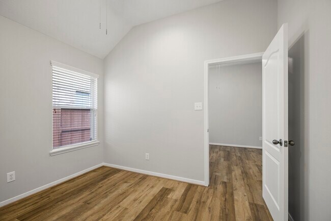 Building Photo - 1234 Walston Ridge Dr